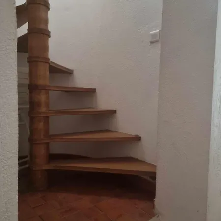 ベッド・アンド・ブレックファスト La Maravilla Saint-Raphaël